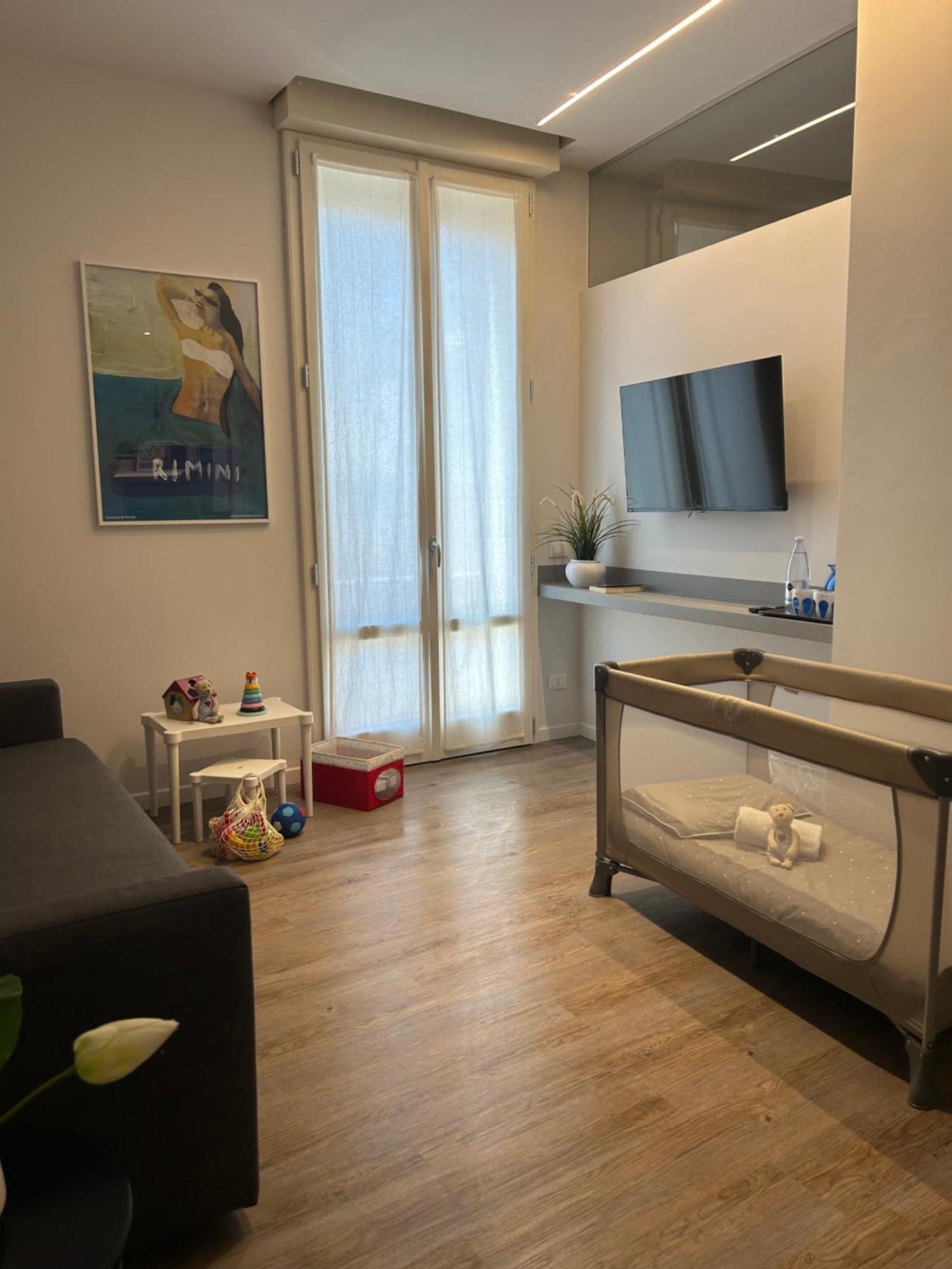 Smart & Urban Suites - Corso51 里米尼 外观 照片